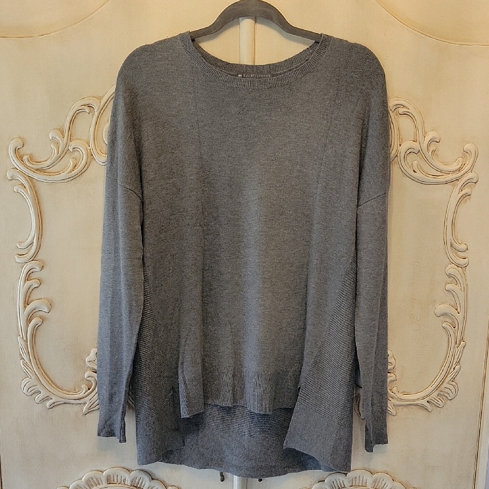 Elliott Lauren Top